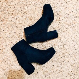 High Heel Boots with Platform (Navy Color)